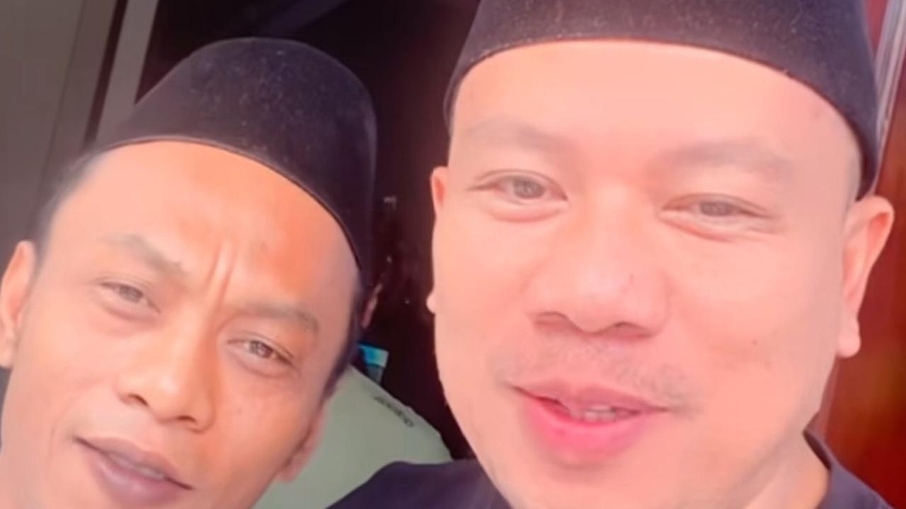 Gaya Percaya Diri Vicky Prasetyo Maju Pilkada Tanpa Politik Uang