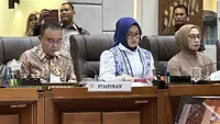 DPR dan pemerintah merampungkan pembahasan tingkat I Rancangan Undang-Undang (RUU) Pelindungan Ketenagakerjaan. (Liputan6.com/Ady Anugrahadi)