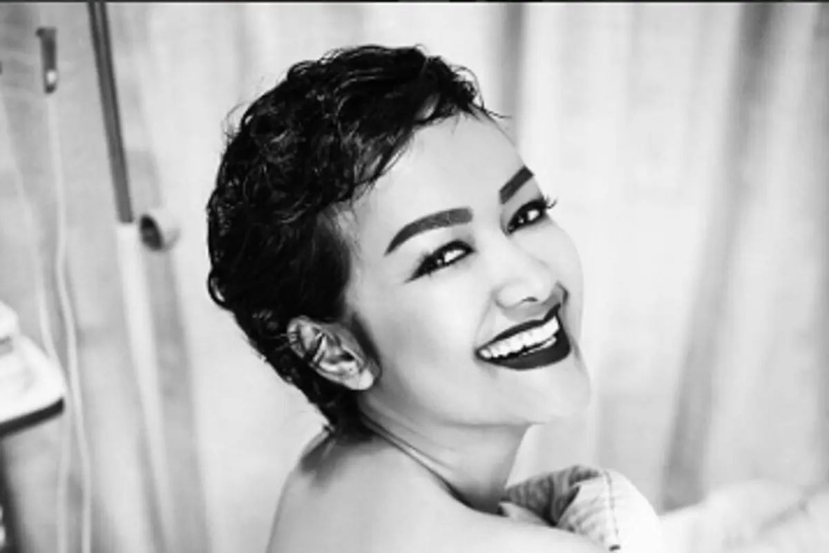 [Bintang] Julia Perez