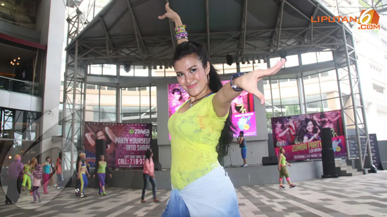 liza-nataliaa-130625b.jpg