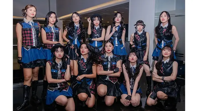 JKT48 di promo puncak 12.12 TV Show
