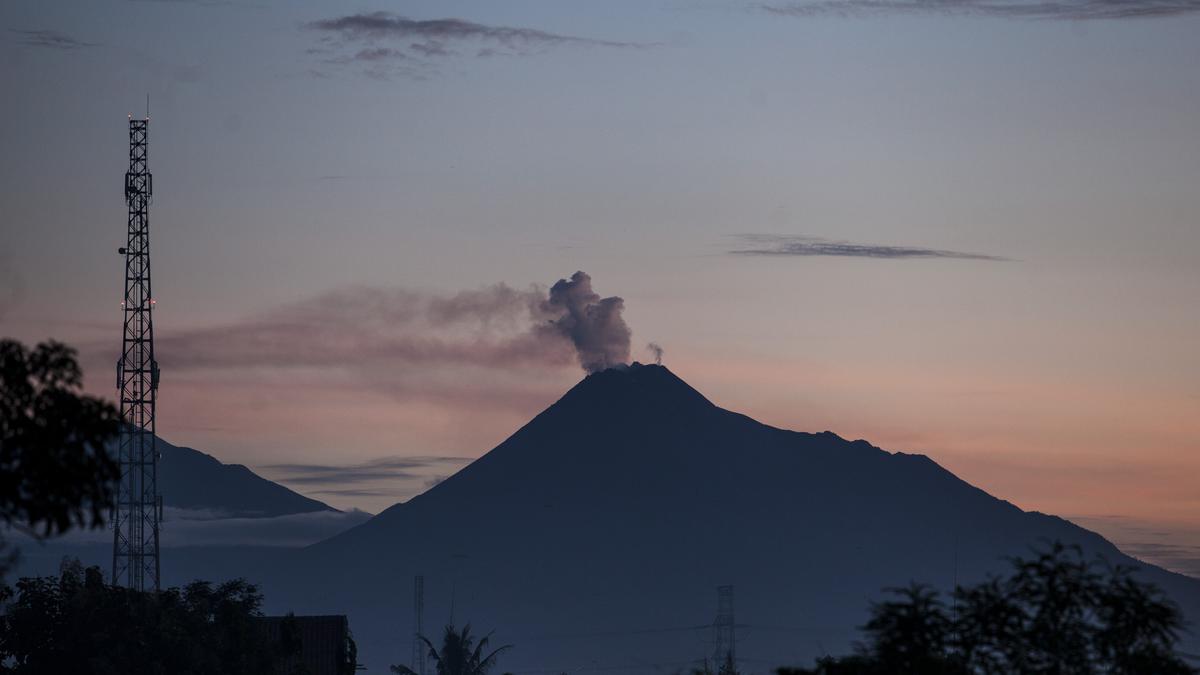 Aktivitas Vulkanis Menurun, Status Merapi Jadi Normal