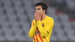 Barcelona sejatinya memiliki beberapa peluang emas untuk mencetak gol di laga yang digelar di Allianz Arena tersebut. Namun permainan Bayern Munchen lebih menjanjikan, dan Barca tak mampu mengubah kedudukan. (AFP/Christof Stache)