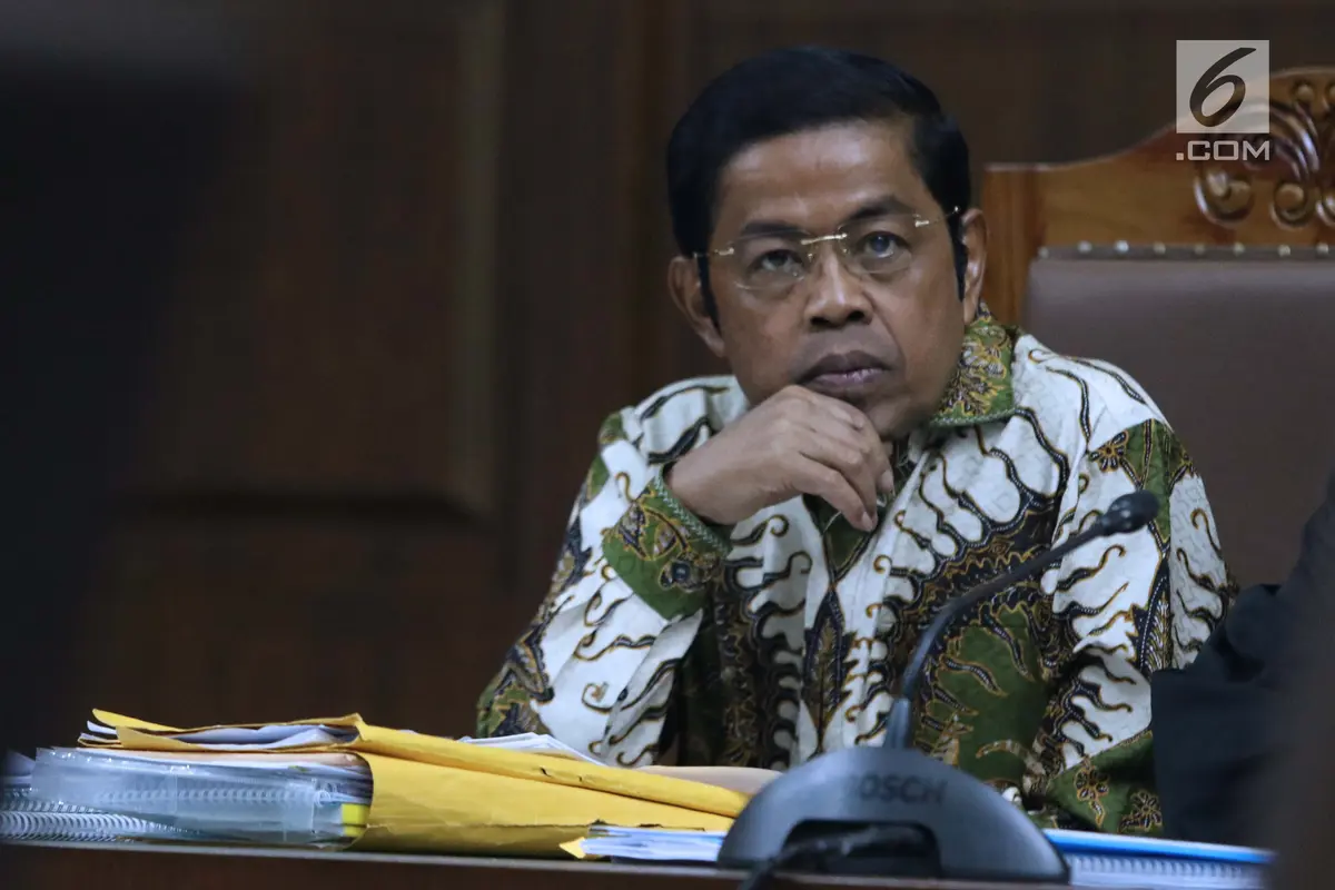 Sidang Suap PLTU Riau-1, Idrus Marham Simak Keterangan Saksi