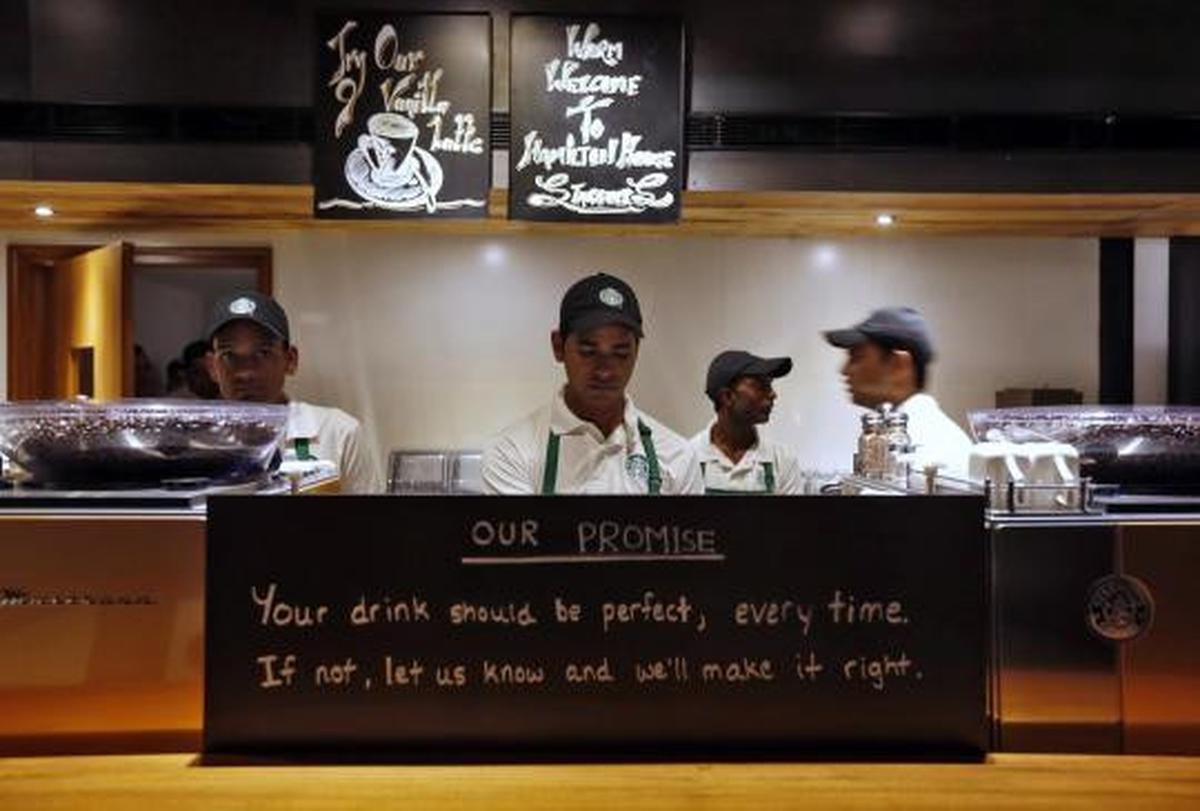 Kafe Starbucks pertama di New Delhi diresmikan