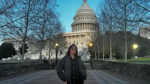 Atiek CB. (Foto: Dok. Instagram @atiekcbsunglasses)