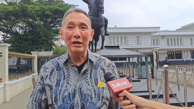 Pengusaha jalan tol Jusuf Hamka mendatangi kantor  Kementerian Koordinator Bidang Politik, Hukum, dan Keamanan Republik Indonesia (Kemko Polhukam). (Siti Ayu/Merdeka.com)