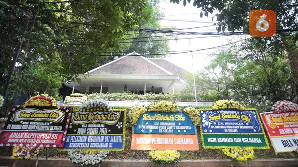 Rumah Duka Guruh Soekarnoputra Dipenuhi Pelayat