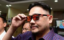 Farhat serahkan diri dengan gaya ala Kim Jong Un