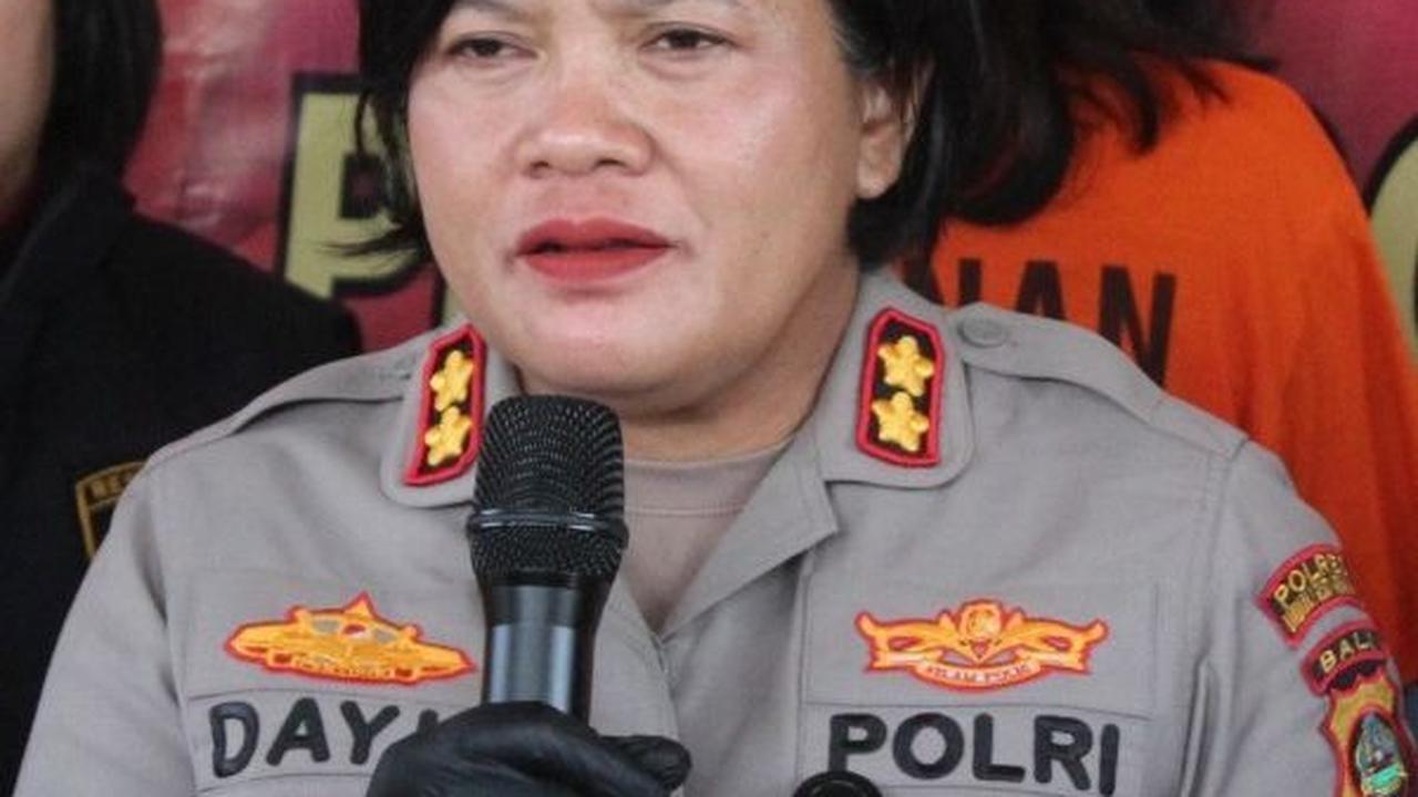 Kapolres Kawasan Bandara Ngurah Rai AKBP Ida Ayu Wikarniti mengatakan bahwa motif tersangka takut diketahui pacar barunya bahwa dia hamil.