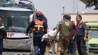 Kereta Barang Hantam Bus di Meksiko, 10 Orang Tewas