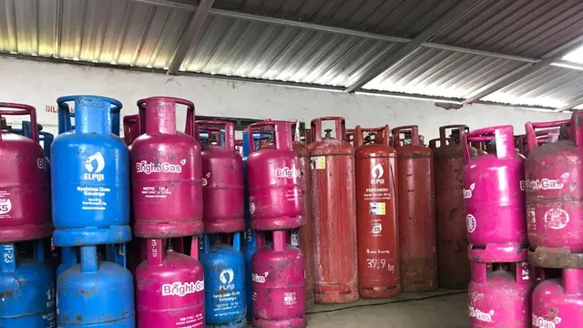 Ilustrasi Foto Gas Elpiji Nonsubsidi di salah satu Agen di Semarang