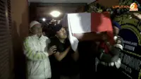 Isak Tangis Sambut Jenazah Briptu Nurul