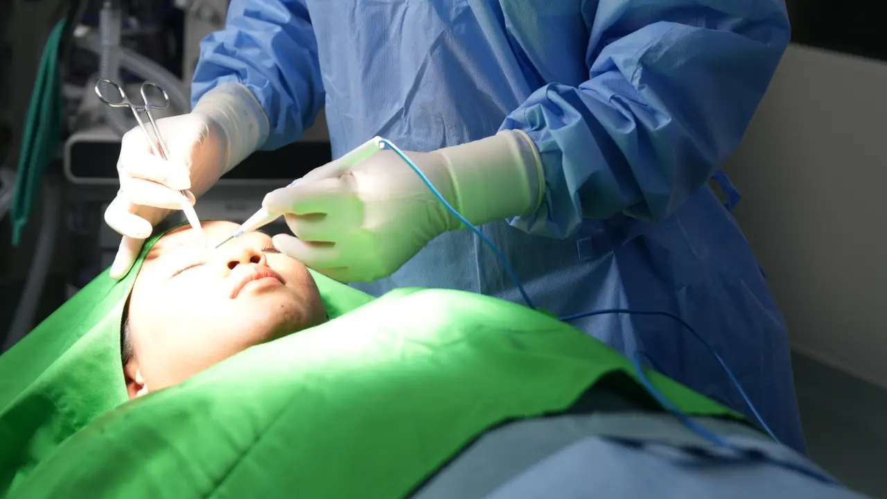WOORI Plastic Surgery
