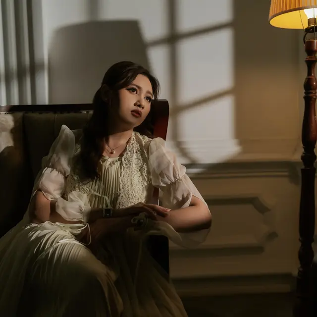 Meiska Adinda, penyanyi solo asal Bali itu menyanyikan lagu tema untuk "1 Imam 2 Makmum" (Dok/Meiska Adinda)