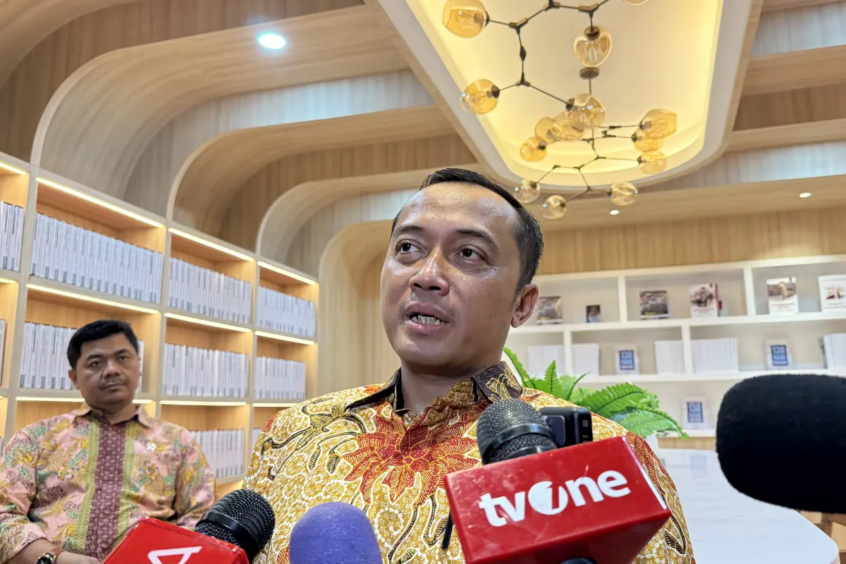 Menteri Sekretaris Negara (Mensesneg) Prasetyo Hadi di Kompleks Istana Kepresidenan Jakarta, Selasa (5/8/2025).