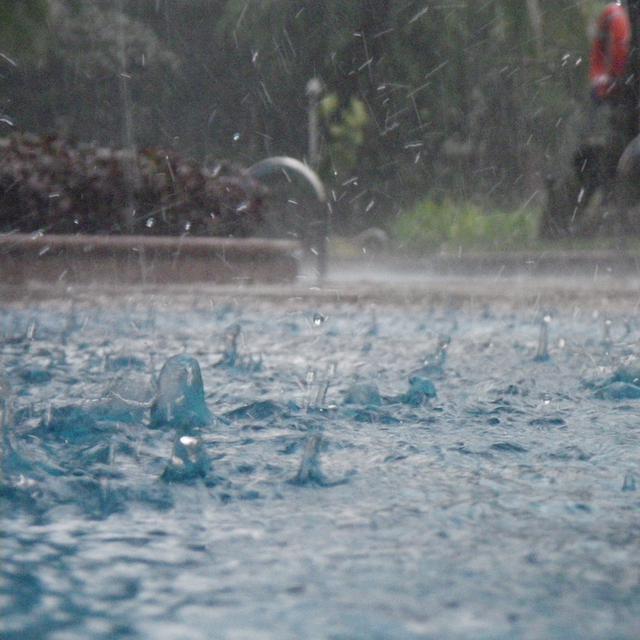 ilustrasi genangan hujan.