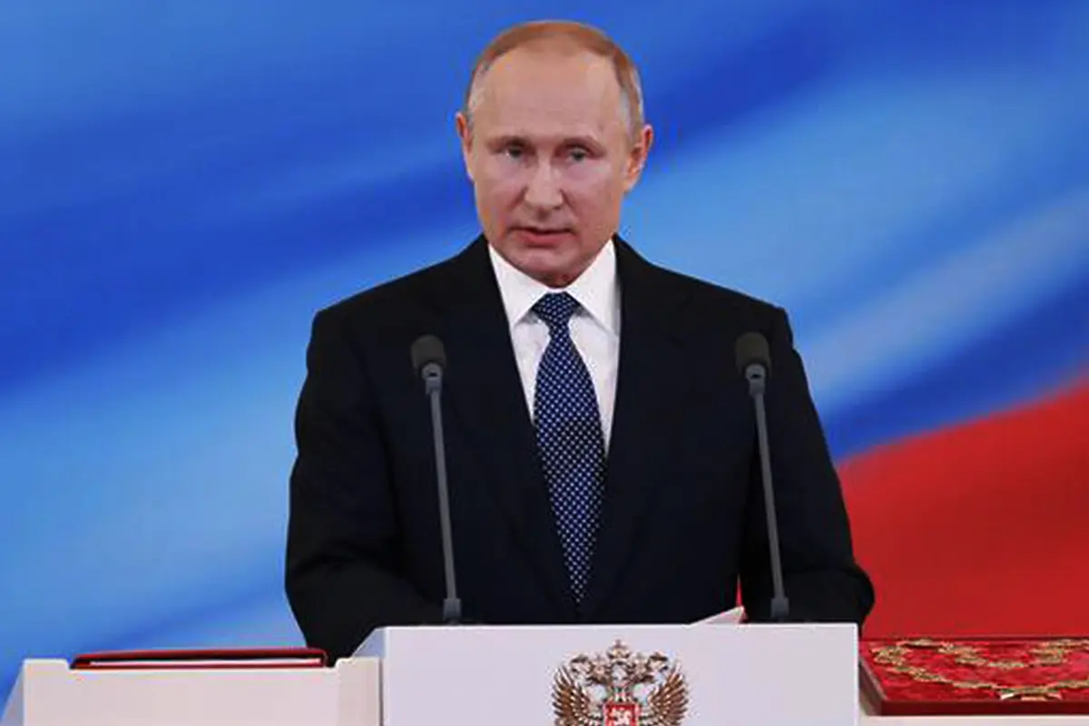 Banner Infografis Putin Akan Hadiri KTT G20 Bali di Tengah Invasi ke Ukraina. (Sumber Foto: AP Photo)