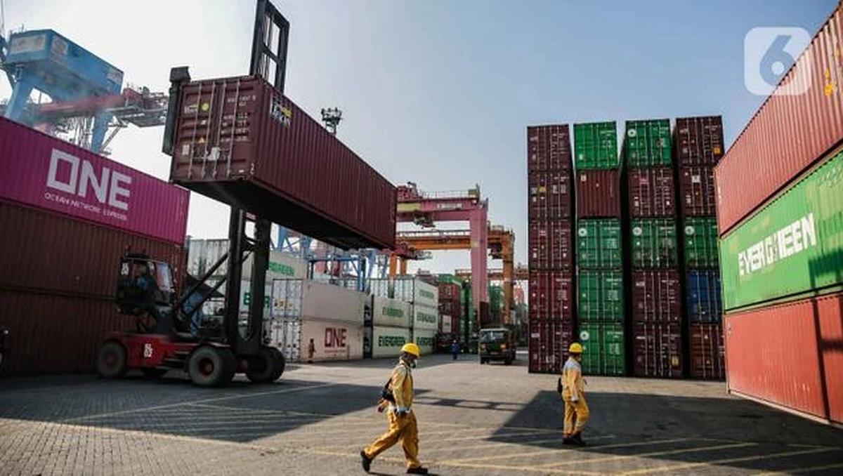 Bongkar Muat Molor 6 Hari, Biaya Logistik Kian Melambung