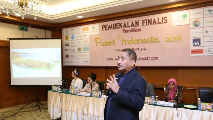 [Bintang] 39 Finalis Puteri Indonesia 2018 Terima Pembekalan dari Menteri Pariwisata