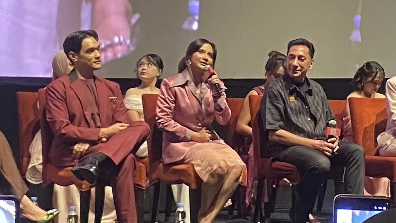 Naya Anindita dalam Press Screening & Press Conference Film Agensi Rumah Tangga yang dihelat di Jakarta, Rabu (2/9/2026). (Liputan6.com/Nola Vemiliana)