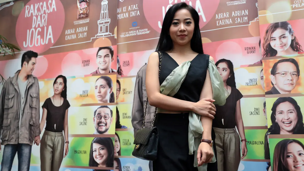 [Bintang] Film Raksasa Dari Jogja, Karina Salim Berperan Menjadi Gadis Pendiam 