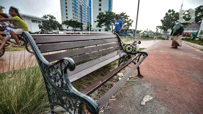 Kesaksian Pedagang Daan Mogot: Tiap Malam Pasangan Pria Berduaan di Taman Gelap