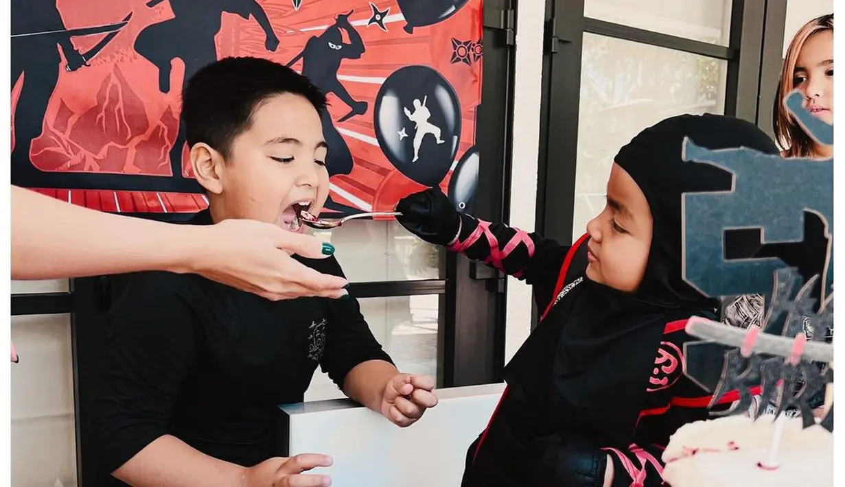 <p>Nia Ramadhani (Instagram/ramadhaniabakrie)</p>