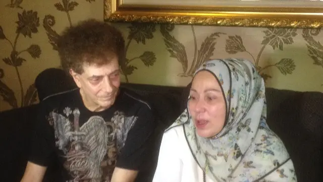 Musisi dan Artis Melayat Ibunda Ahmad Albar dan Camelia Malik