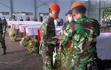 Tak pakai Hercules, 13 jenazah korban diterbangkan dengan CN-295