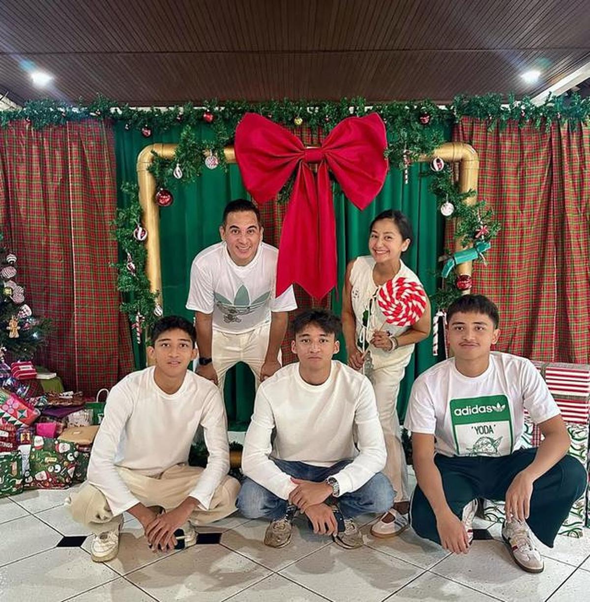 Potret 6 Keluarga Artis Beda Keyakinan Rayakan Natal 2025, Penuh Toleransi dan Kehangatan