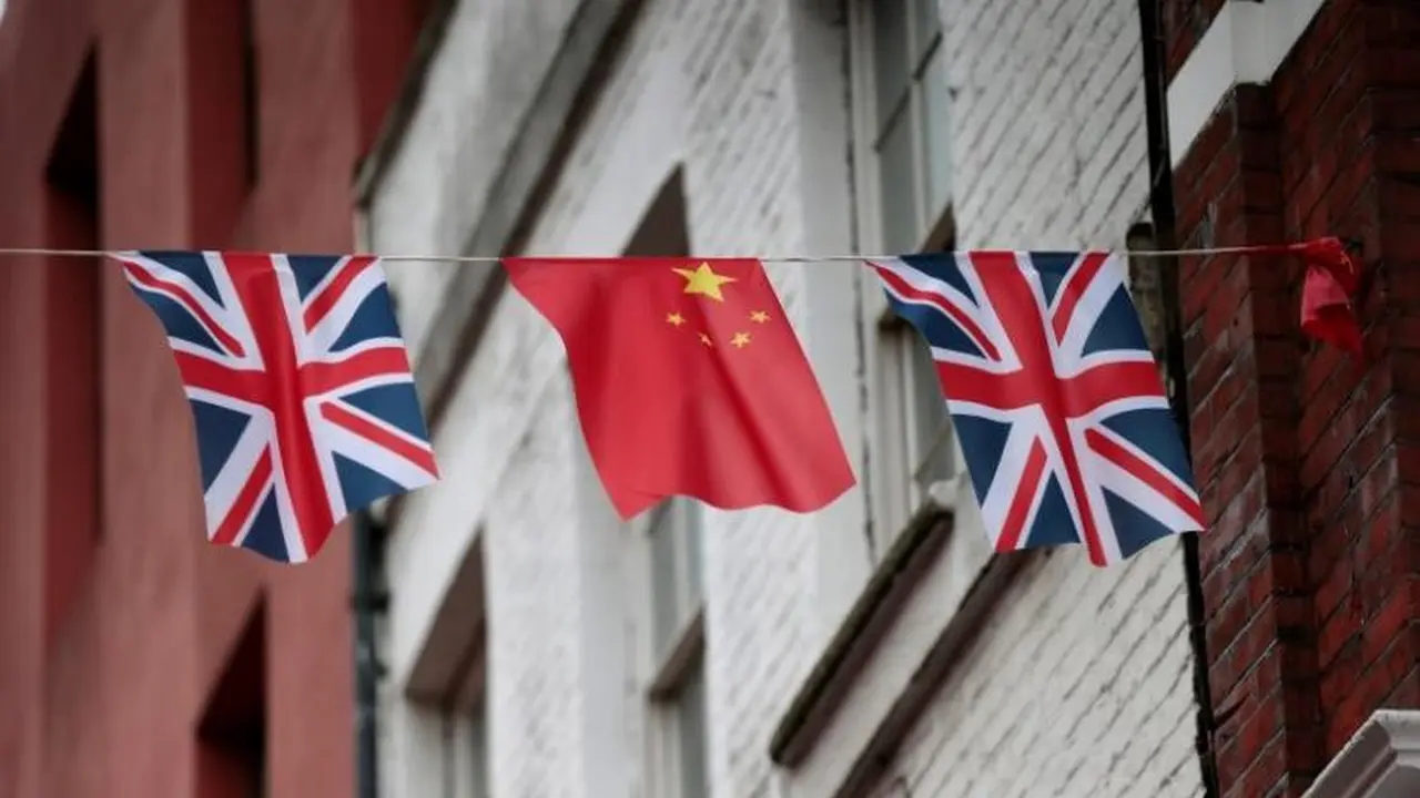 26-9-1984: Kala Inggris Serahkan Hong Kong ke 'Pangkuan' China 