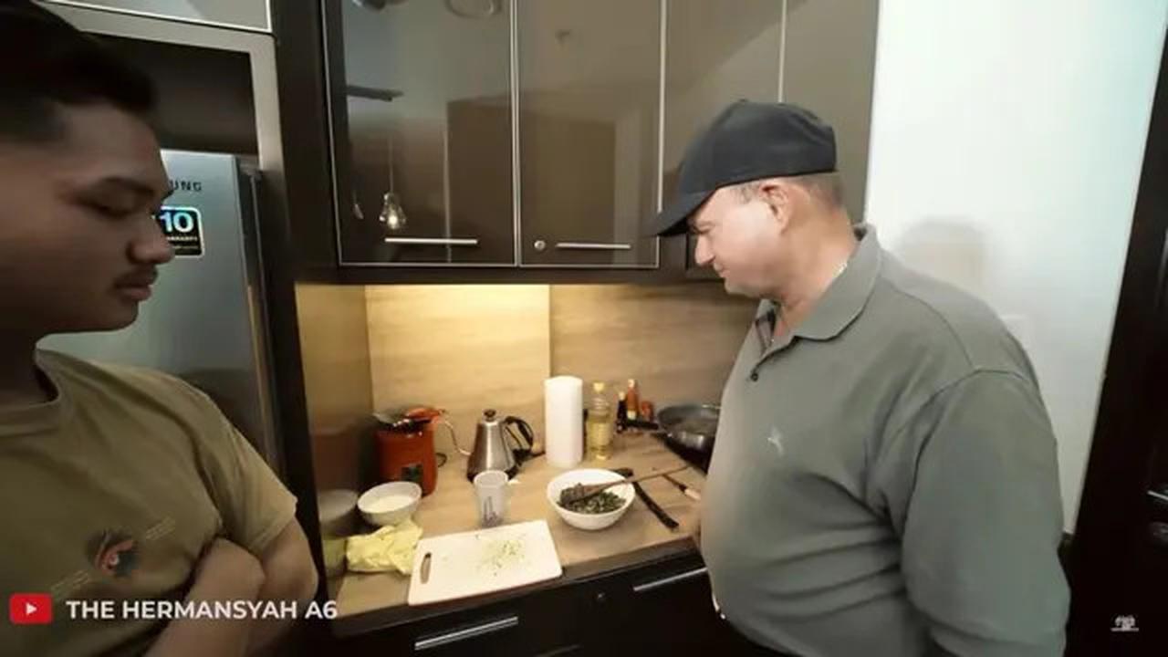 Potret Dapur Sarah Menzel, Estetika dan Fungsi dalam Ruang Terbatas