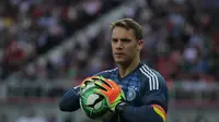 Penampilan Manuel Neuer mendapat nilai plus dari tim pelatih Timnas Jerman. (Bola.com / Reza Khomaini)