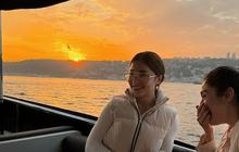 Momen Lucu Baby Izz Anak Nikita Willy Naik Kapal di Turki, Ekspresinya Gemesin Banget!