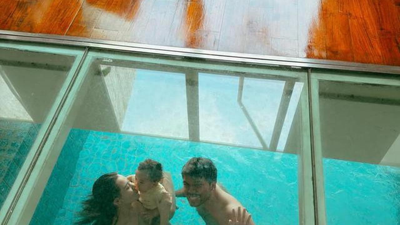 7 Potret Kolam Renang di Rumah Aaliyah Massaid dan Thariq Halilintar, Desainnya Cocok untuk Keluarga Kecil Modern