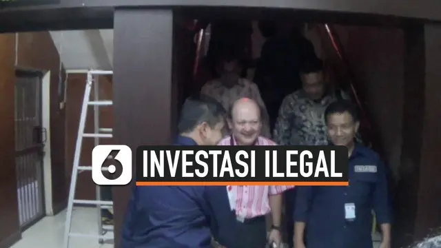 Cucu mantan presiden Suharto Ari Sigit Suharto mendatangi Mapolda Jatim. Kedatangannya untuk diperiksa sebagai saksi kasus investasi ilegal MeMiles  yang dikelola PT Kam and Kam.