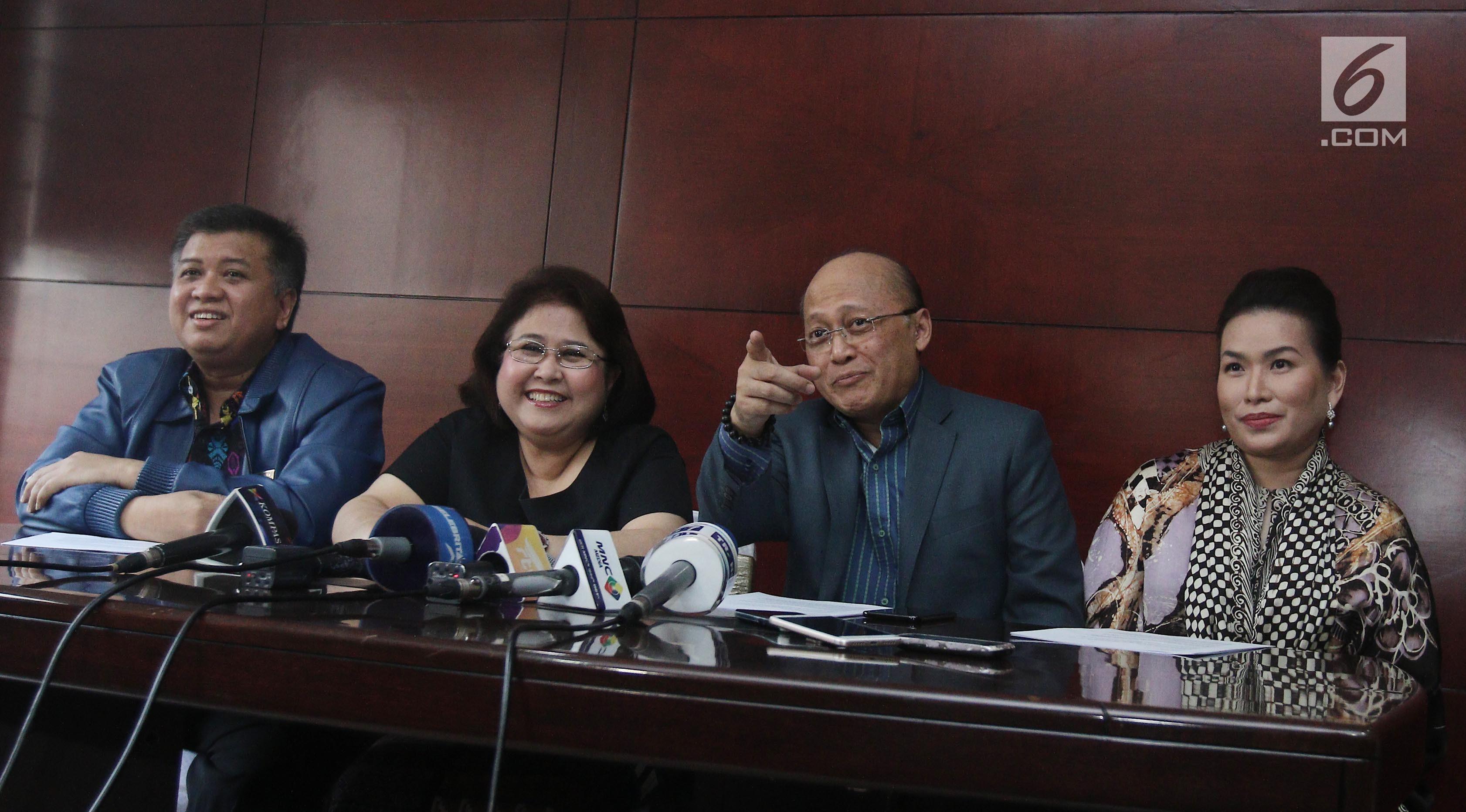 Kasus dengan Kiswinar Ditutup, Mario Teguh Rayakan dengan ...