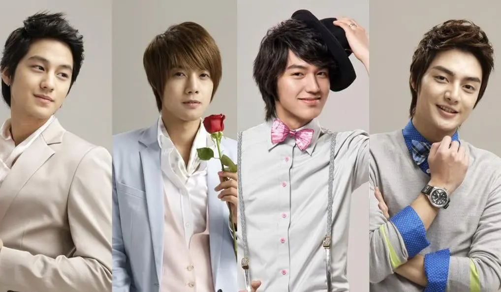 Kim Bum bersama dengan Lee Min Ho, Kim Hyun Joong dan Kim Joon yang dikenal sebagai F4 dalam Boys Over Flowers.