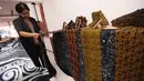 Dengan visi menjadi pusat pembelajaran batik yang inovatif, berkelanjutan, dan berdaya lingkungan, Rumah Batik Palbatu berharap bisa menginspirasi masyarakat untuk melestarikan seni batik Indonesia sambil mempromosikan praktik ramah lingkungan. (Kapanlagi.com/Budy Santoso)