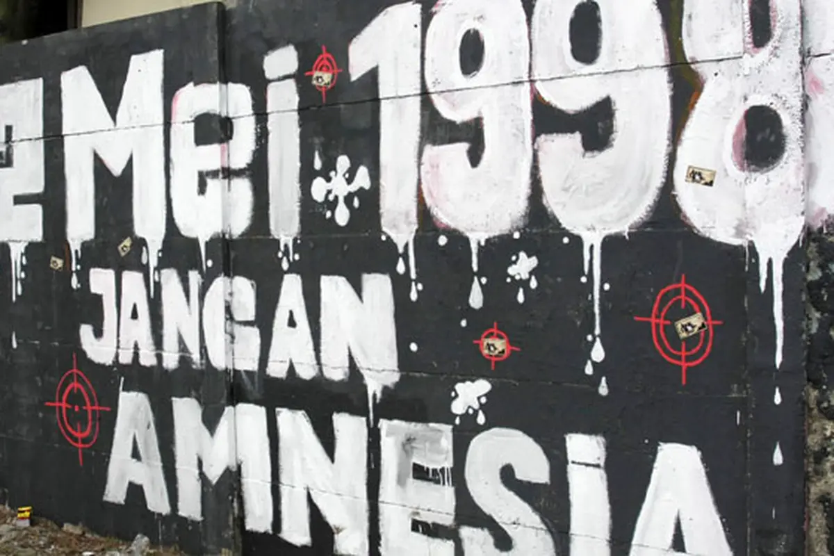 Buat Mural Peringati Tragedi Trisakti - Liputan6 petang