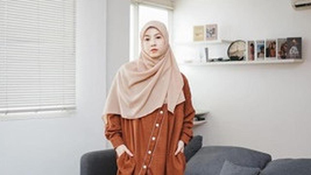 Sempurnakan Penampilan di Hari Raya, Simak 4 Inspirasi Outfit Lebaran yang Santai dan Modis ala Selebriti