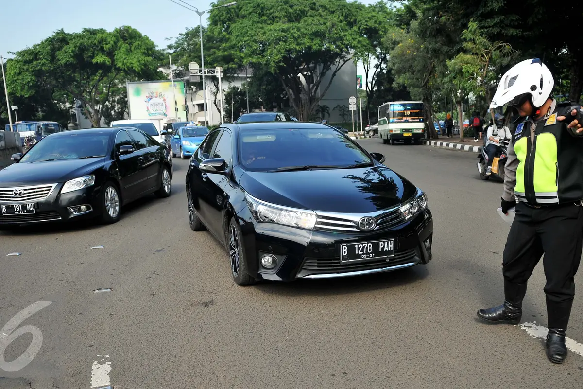 20160831-Hari Kedua Pemberlakuan Sistem Ganjil Genap-Jakarta