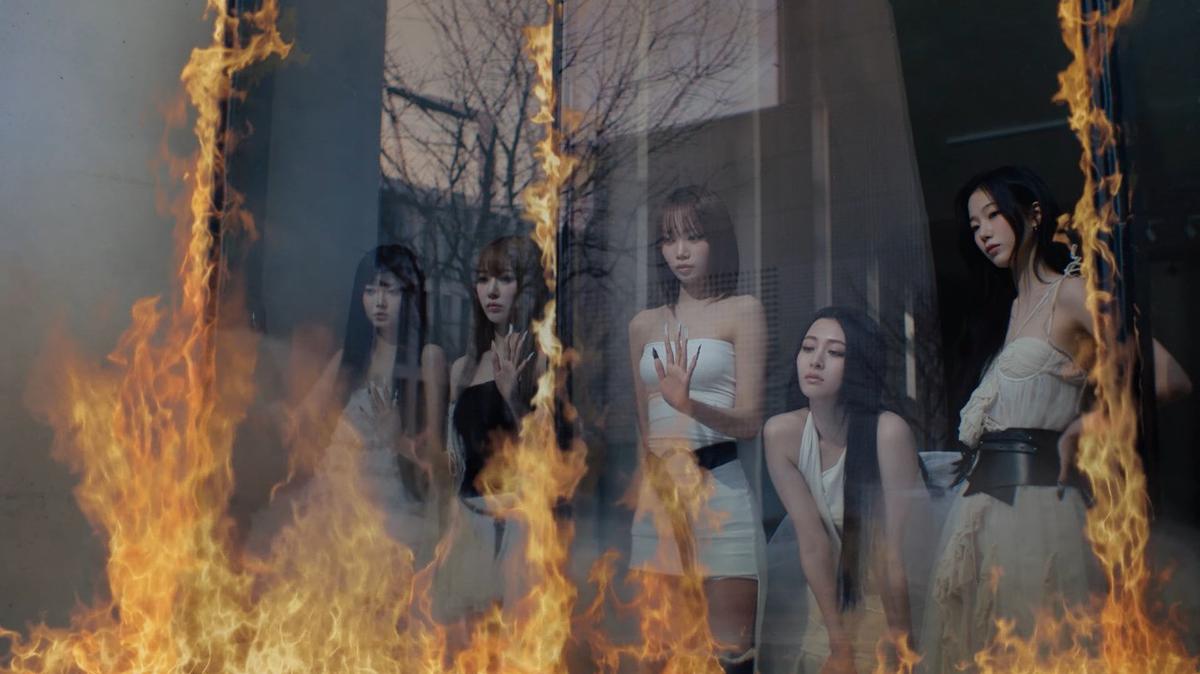 Le Sserafim Rilis Teaser Terbaru untuk Lagu Born Fire di Album Hot, Netizen Takjub dengan Visualnya