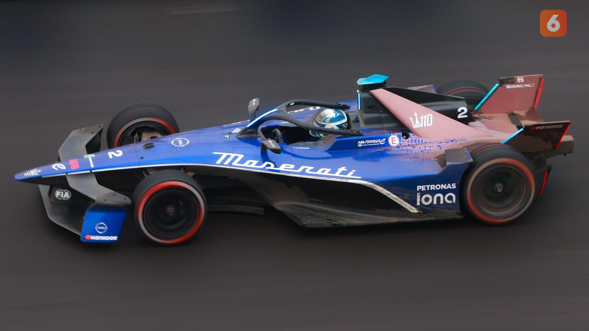 Hasil FP2 Formula E Jakarta 2025: Jack Hughes Tercepat, Oliver Rowland Keluar 5 Besar