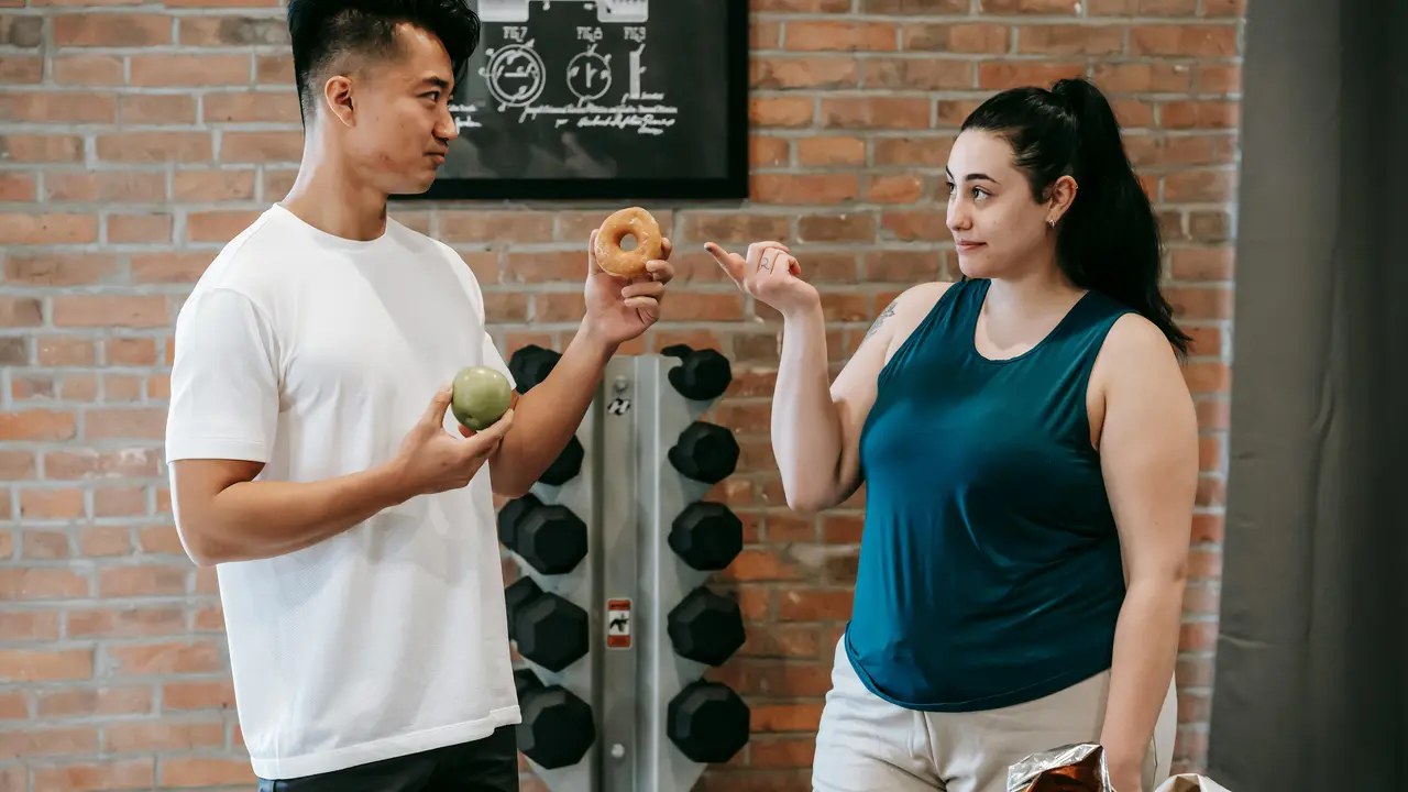 Ilustrasi Diet Sehat//copyright pexels/Andres Ayrton