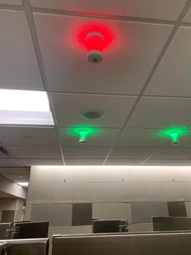 7 Potret Desain Fasilitas Umum di Jalan Hingga Mall Ini Bikin Hidup Makin Mudah