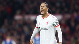 Nottingham Forest dan Liverpool harus puas bermain imbang 1-1 dalam laga pekan ke-21 Premier League 2024/2025 yang digelar di City Ground, Rabu (15/1/2025) dini hari WIB. (AP Photo/Darren Staples)