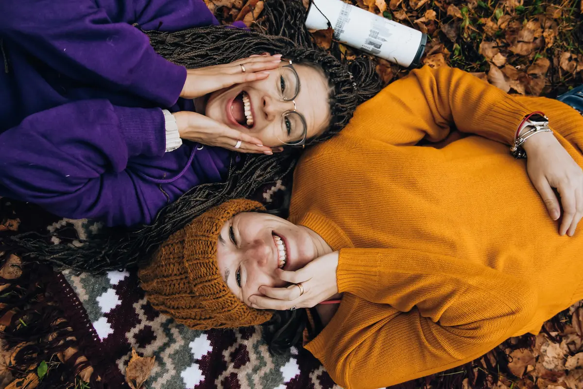 Ide Perayaan Hari Valentine Bersama Teman (Photo by Pexels.com)