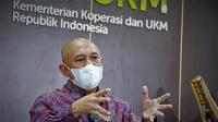 Menteri Koperasi dan UKM Teten Masduki memita kepada seluruh anak buah untuk menyukseskan 6 program prioritas yang dipimpinnya di bidang Koperasi dan UKM.